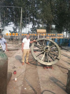 仿銅不銹鋼車(chē)輪 仿銅不銹鋼雕塑