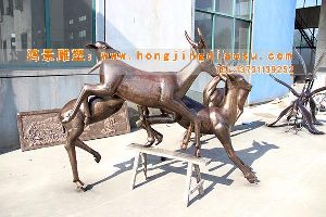鍛銅群鹿小鹿雕塑適用于園林雕塑